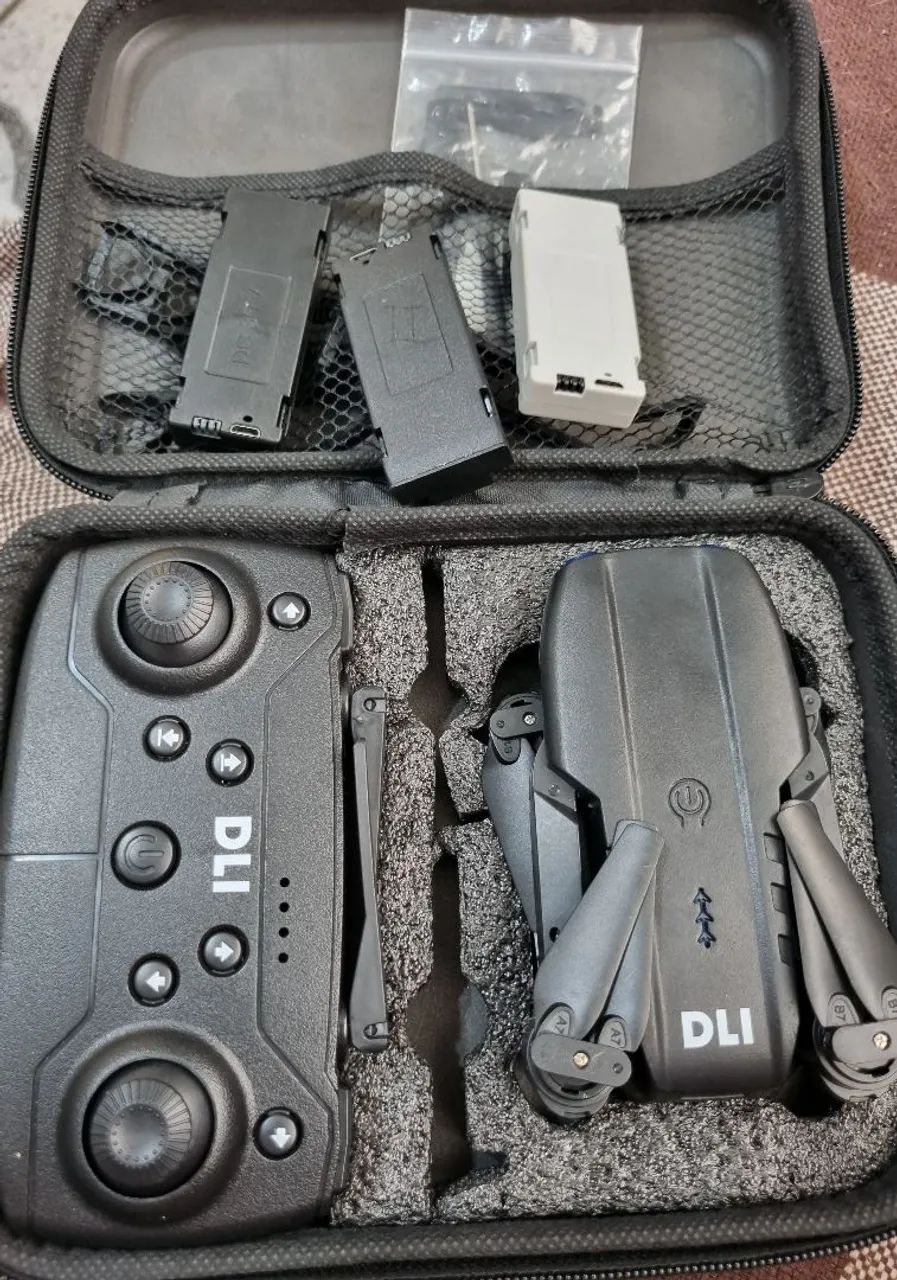 Drone com 3 baterias  - Foto 3