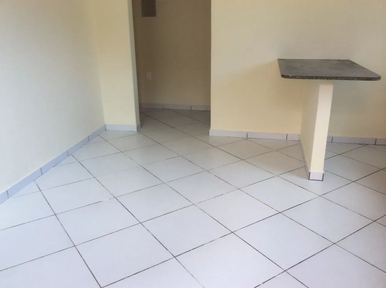 CASA TÉRREA C/ QUARTO e SALA - PERTO DO TERMINAL CEHAB - Foto 3
