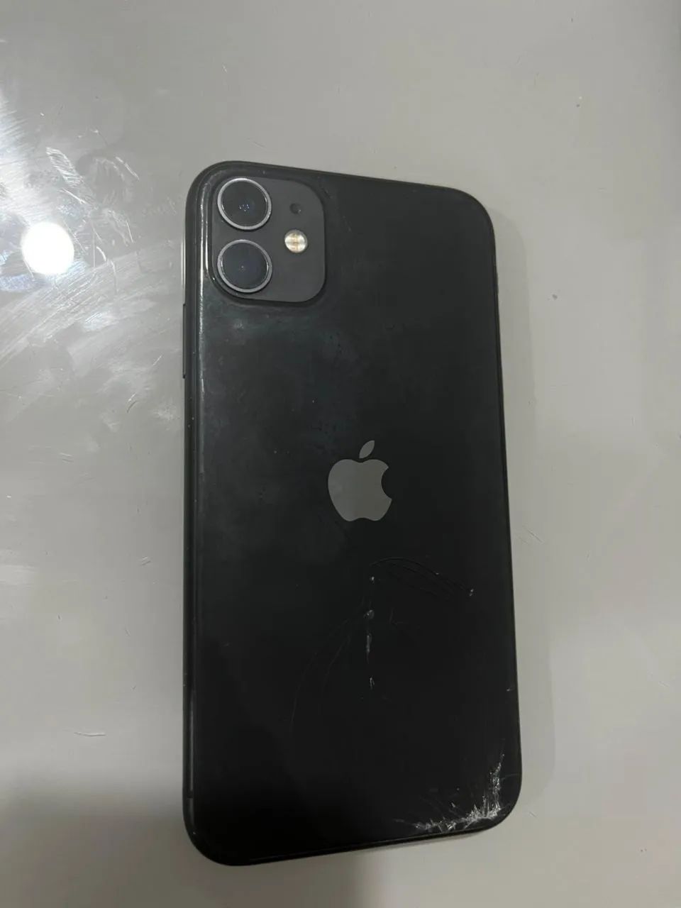 iPhone 11 64 GB 