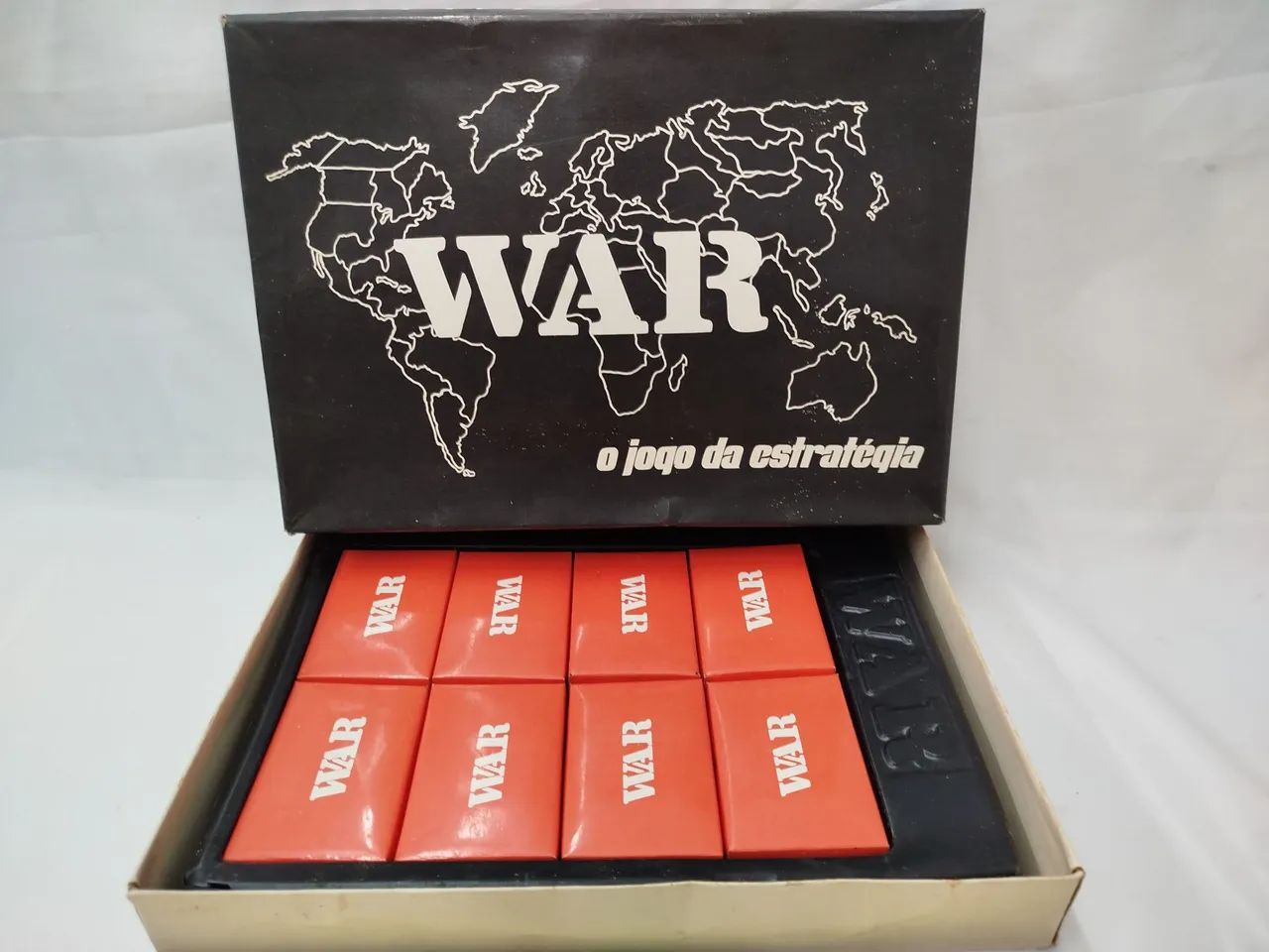 Antigo jogo WAR 1 edição anos 70 - Foto 2