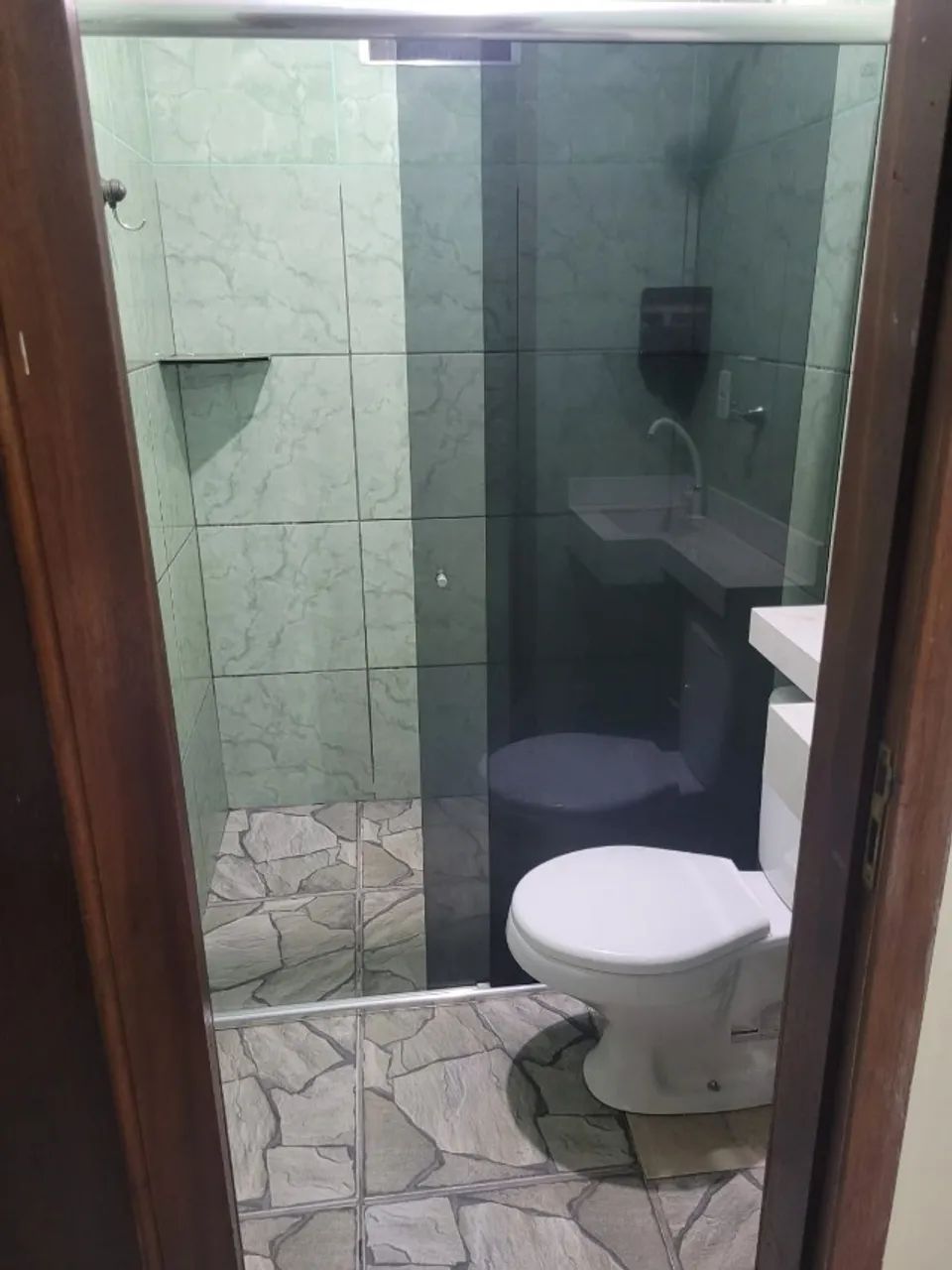 Apartamento no bairo centenário com uma suite, sala cozinha e garagem para um carro - Foto 5