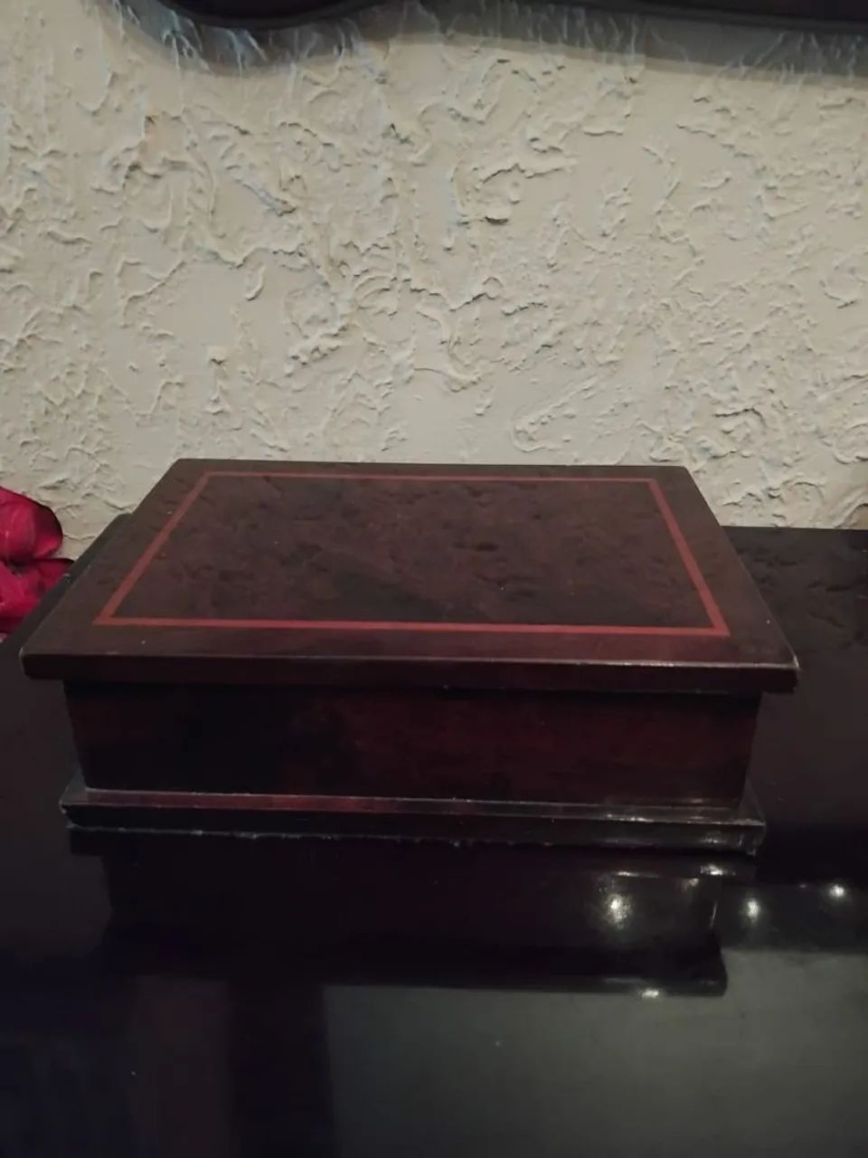 Caixa organizadora de madeira (  jóias/relógio) 