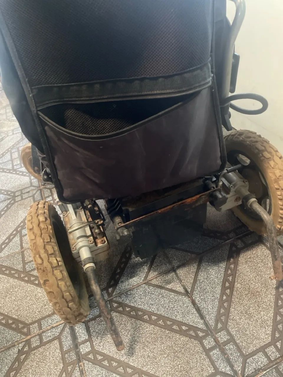Cadeira de rodas elétrica  - Foto 2