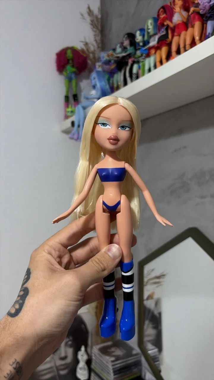 Sucata boneca Bratz scorchin Cloe 