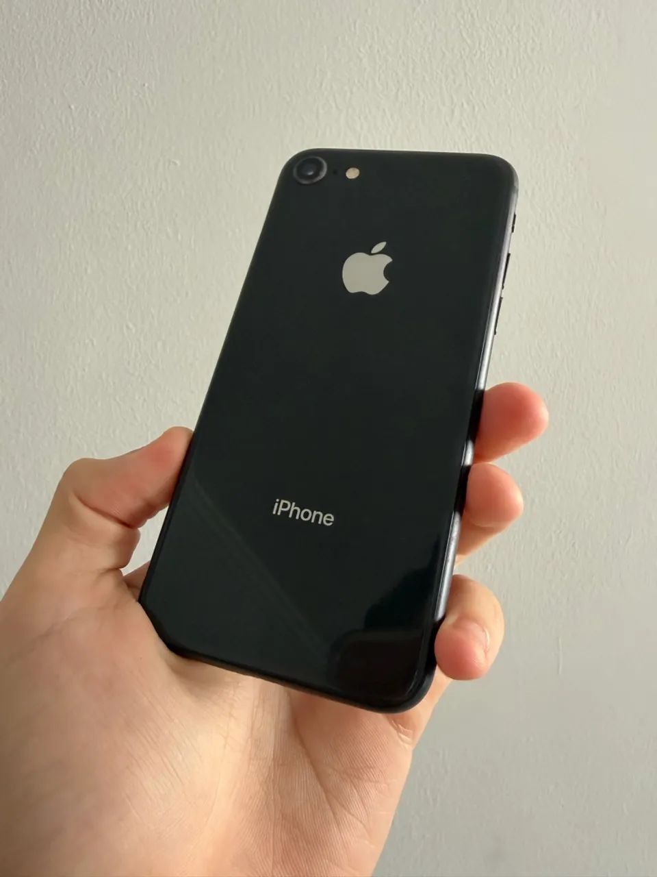 iPhone 8 64gb preto seminovo em ótimo estado