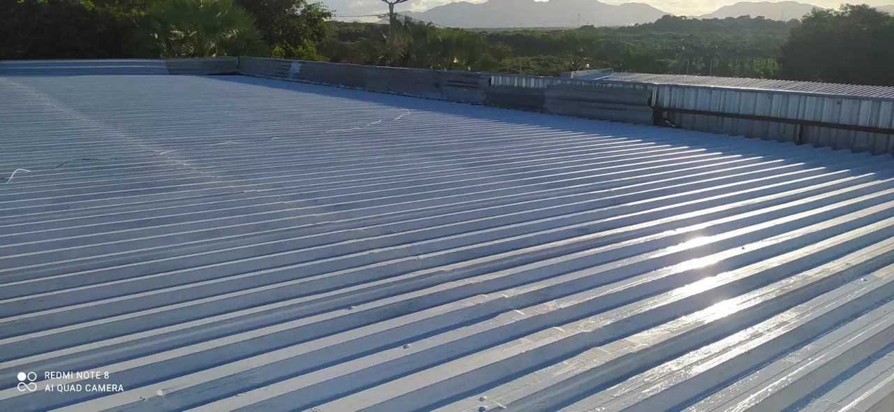  Pintura Impermeabilizante Galpão e residência  - Foto 3