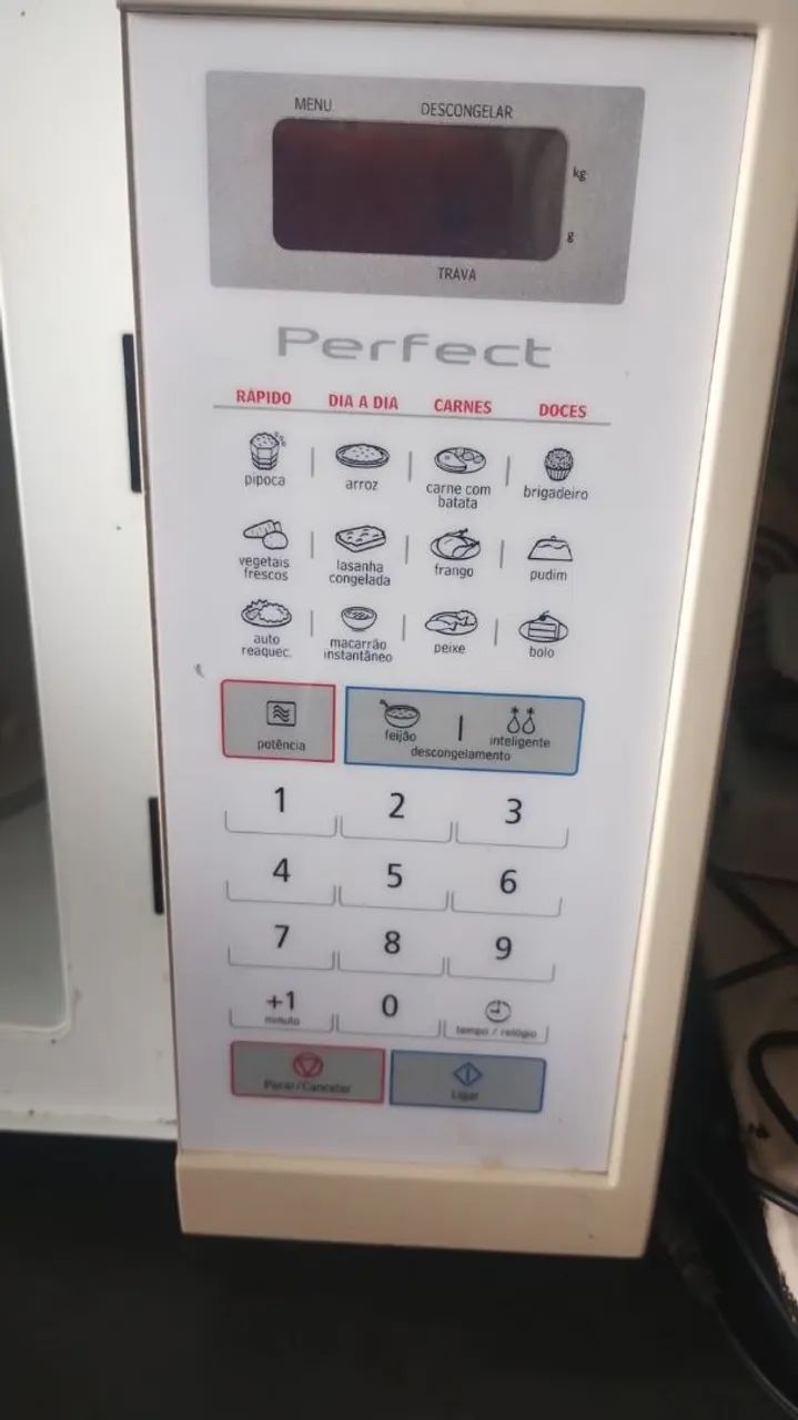 Combo mesa de mármore+4 cadeiras e microondas  - Foto 4