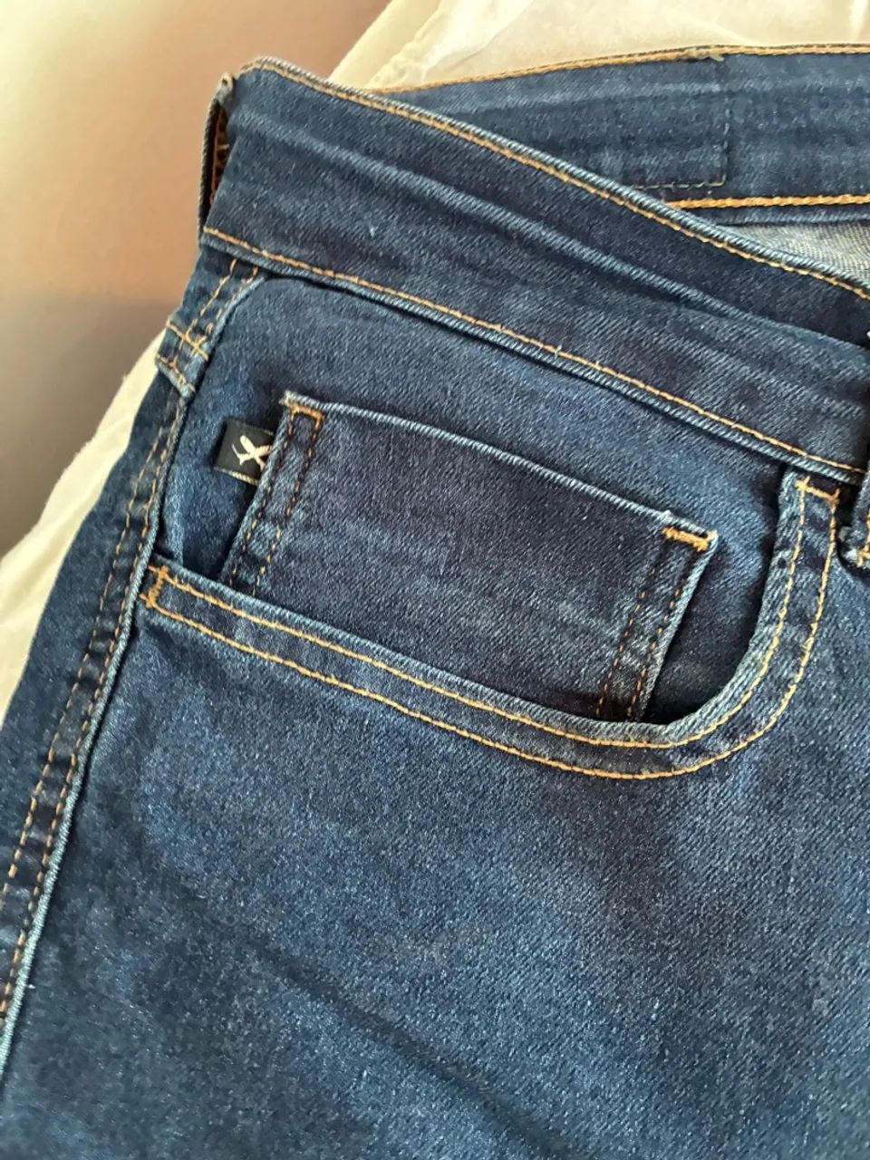 Linda calça jeans Hering 46 praticamente nova - Foto 3
