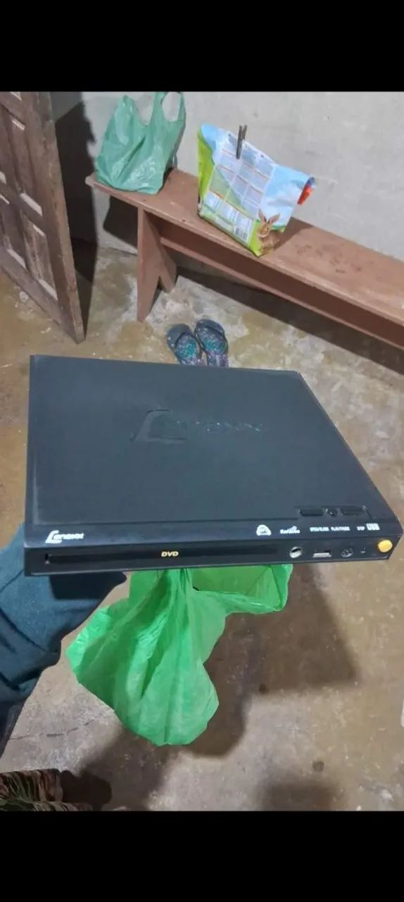 Dvd lenoxx com cabo e controle 