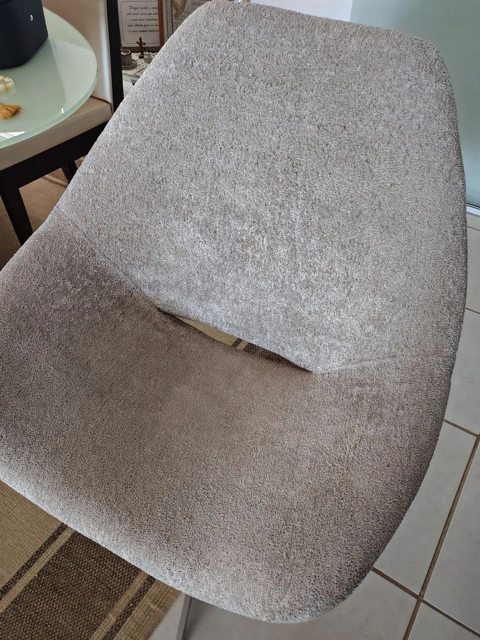 Duas Cadeiras Giratórias da Jacaúna - R$450,00 cada