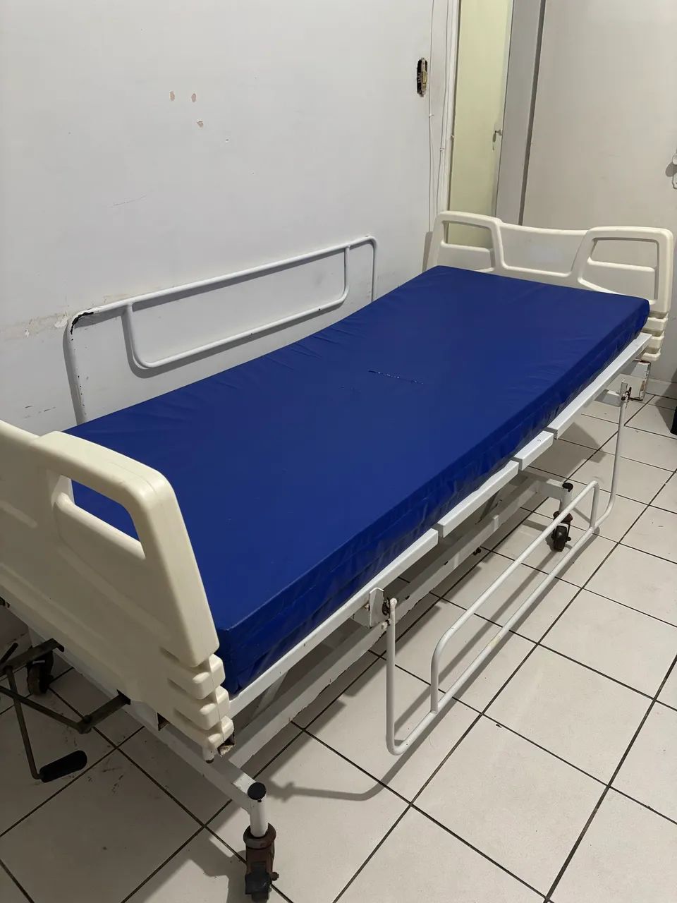Cama Hospitalar - Foto 5