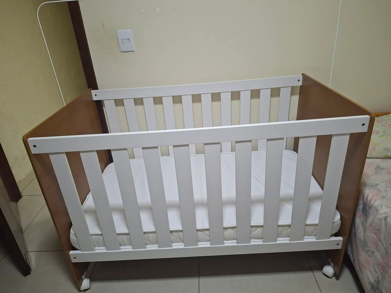 Berço completo, seis meses de uso!