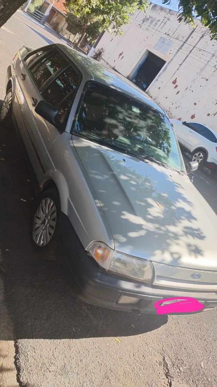 Ford Versailles GHIA 2.0I / 2.0 2P E 4P 1993