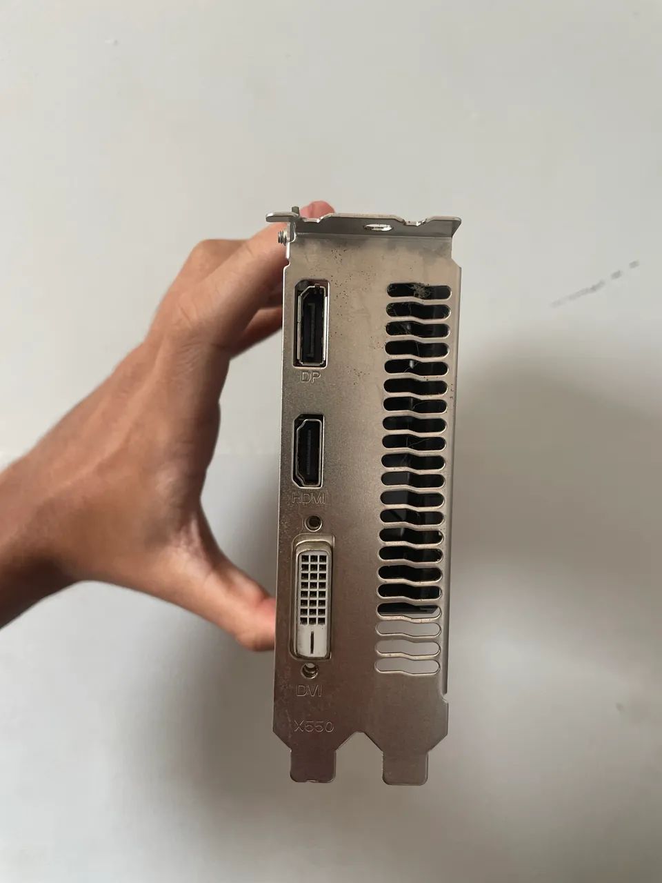 RX550/4GB 128BIT - Foto 3