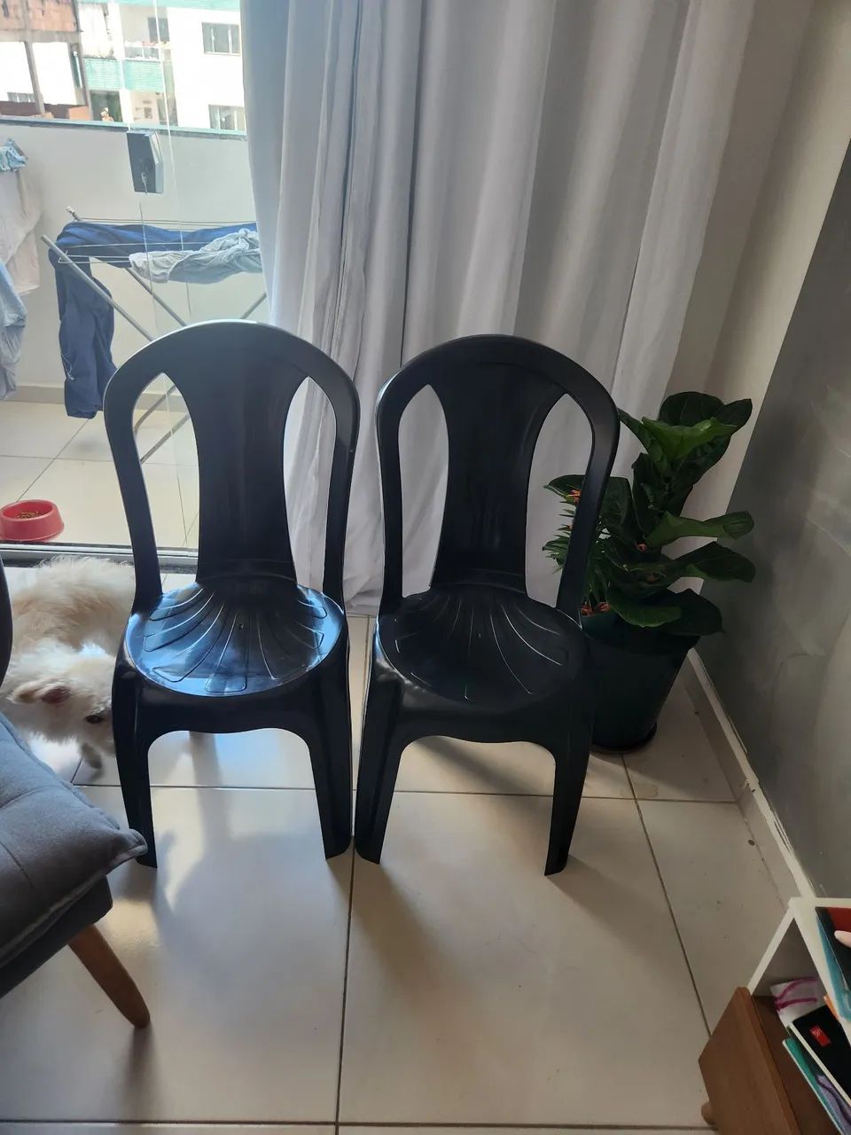 Duas cadeiras - Foto 2