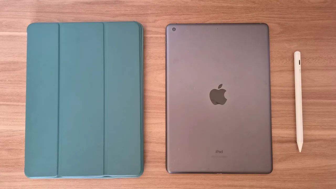 iPad 8ª Geração 32GB Wi-Fi + Caneta WB + Capa e Carregador - Foto 2