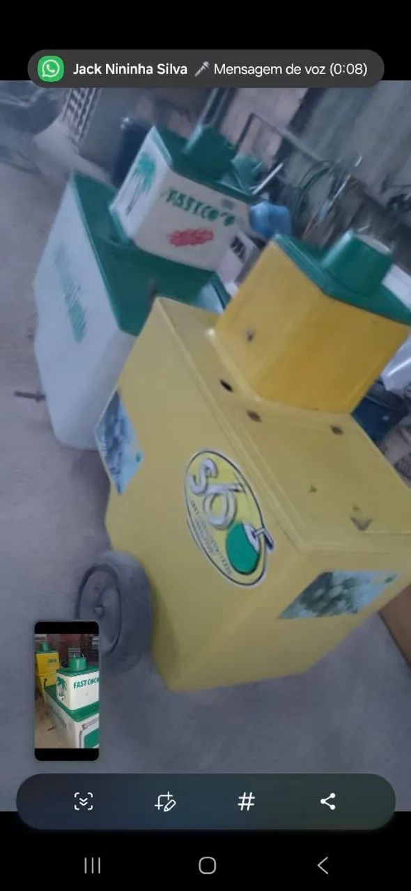 Carrinho de água coco
