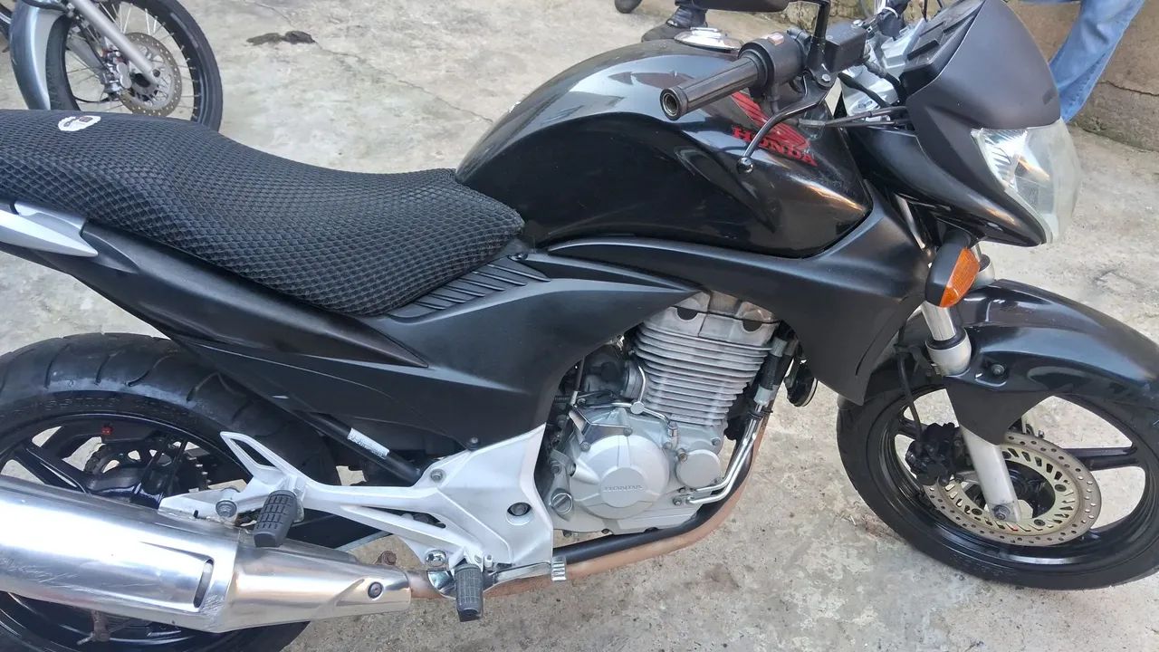 Cbr 300