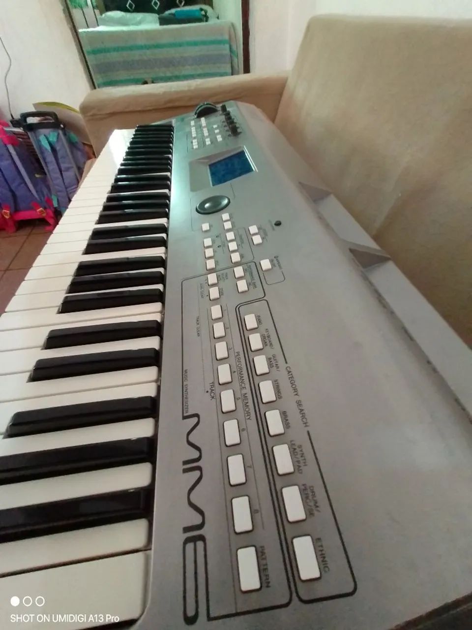Teclado Sintetizador Yamaha MM6 - Instrumentos musicais - Jardim