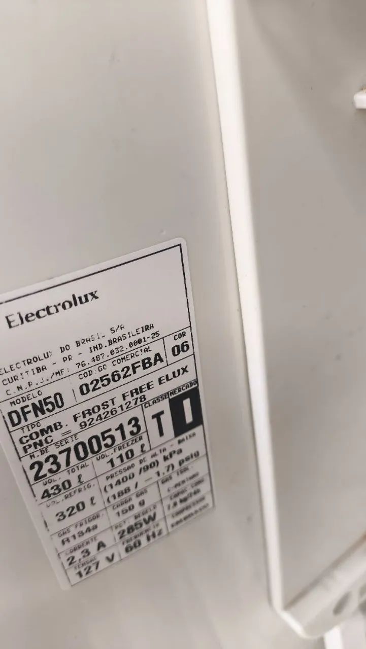 Geladeira Eletrolux com motor queimado  - Foto 3