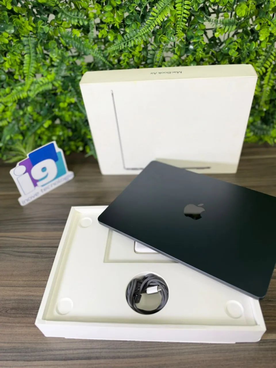 MacBook Air 2022 M2 Chip Apple M2 16GB RAM 256GB SSD - Notebooks