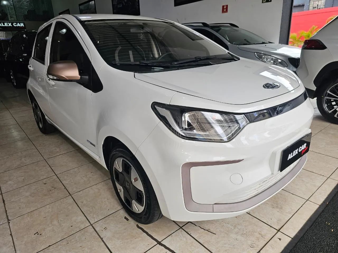 JAC E-JS1 62cv 5P Aut. (elétrico) 2023 - Foto 4