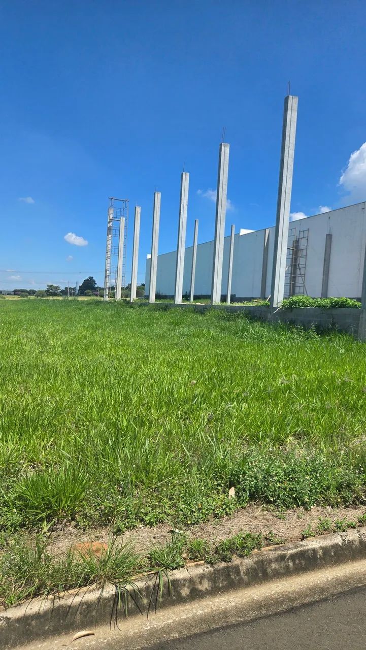 LINDO TERRENO INDUSTRIAL 