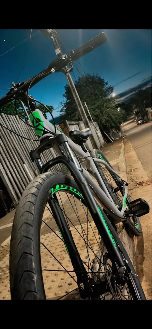 Bicicleta  - Foto 2