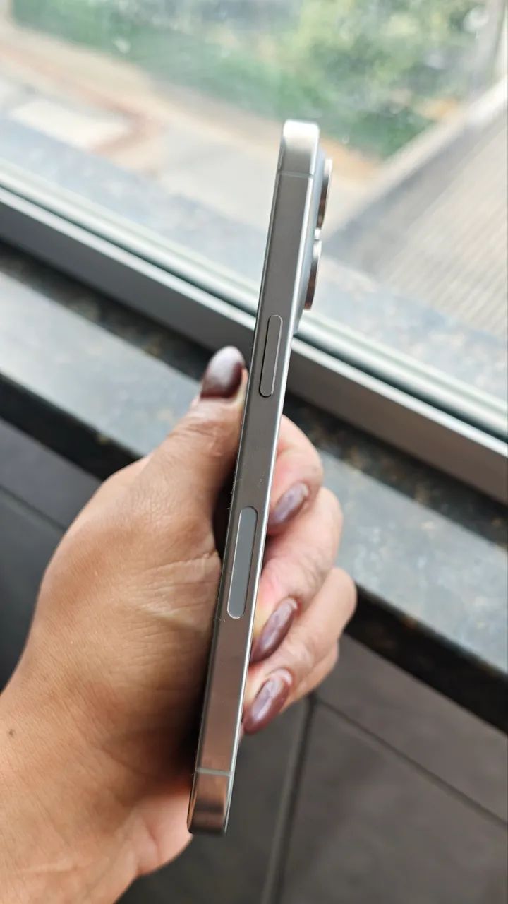 Vendo iPhone 15 pro Max 256gb - Foto 3