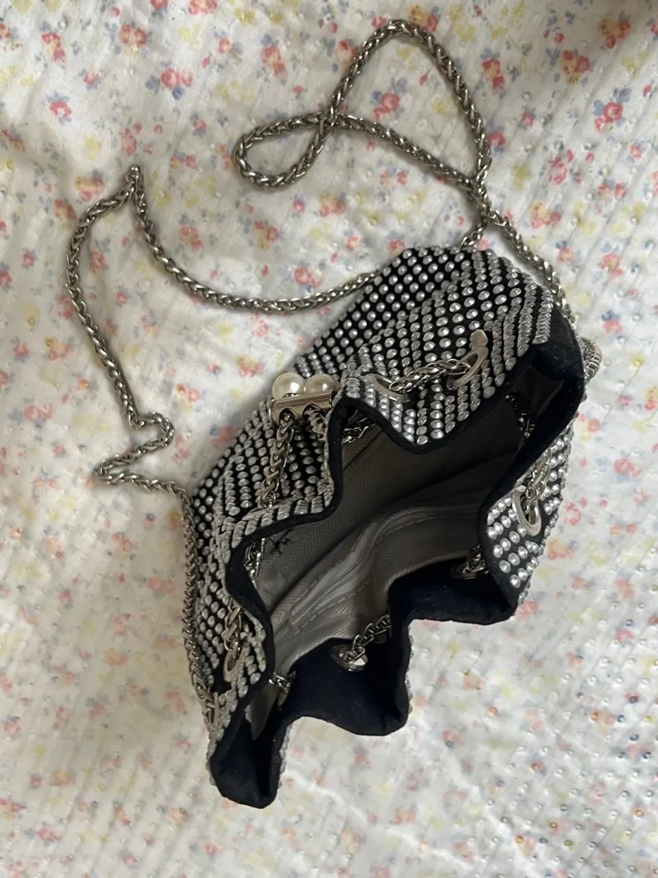 Bolsa Clutch preta com strass - Foto 3