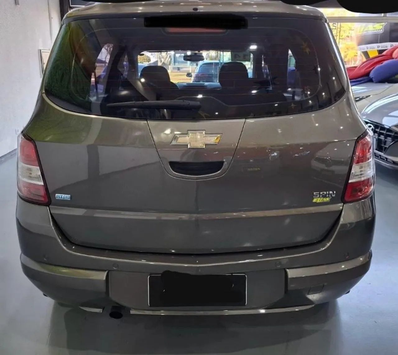 Chevrolet Spin Advantage 1.8 8V Econo.flex 5P Aut. 2014 - Foto 2