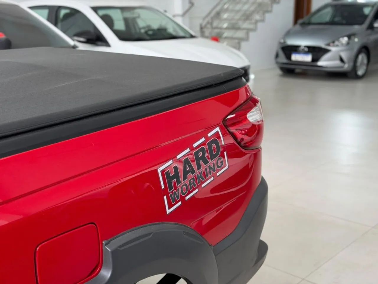 Fiat Strada Working Hard 1.4 Fire Flex 8V CS 2018 - Foto 4