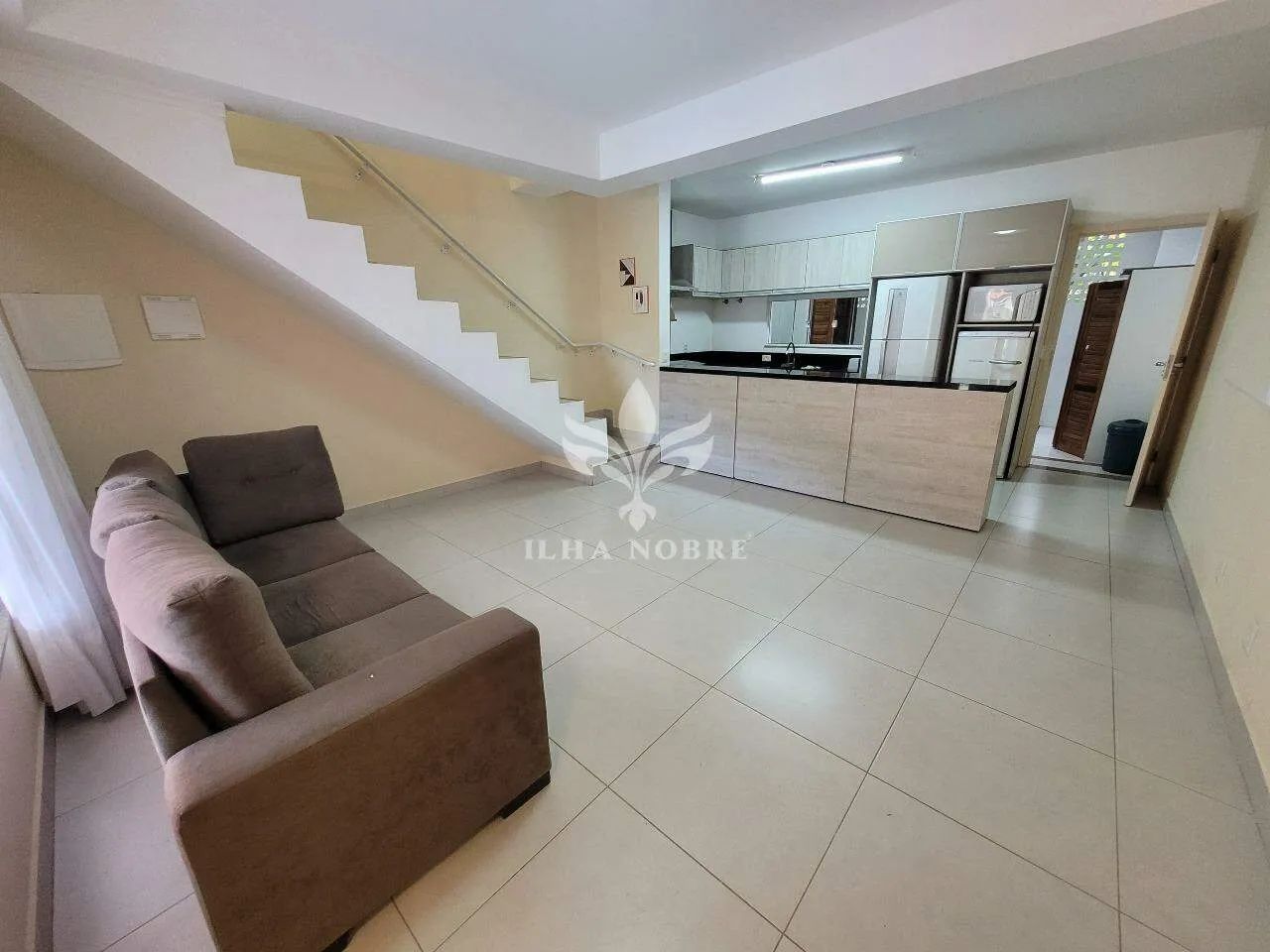 Casa mobiliada com 3 quartos no Rio Tavares, Florianópolis - Foto 3
