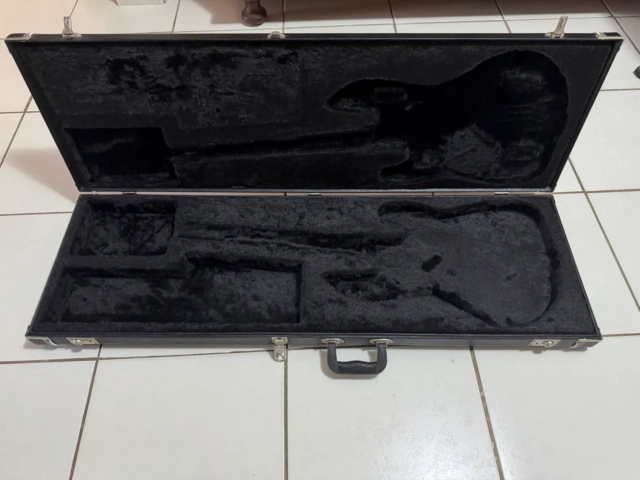 Hard Case Fender Jazz Bass - Instrumentos musicais - Tirol, Natal
