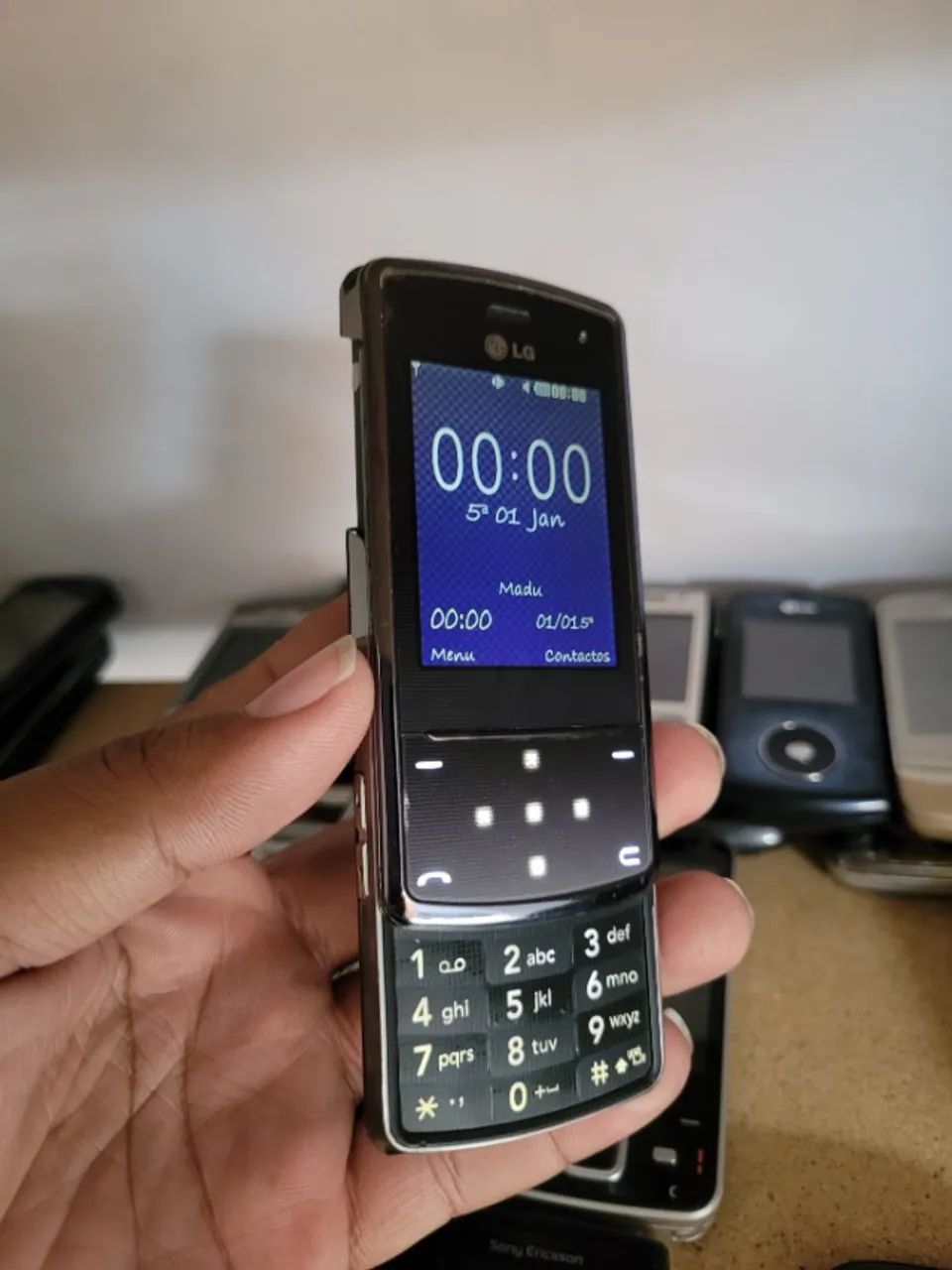 LG KF510 Slide - Celular Antigo Retrô - Item de Coleção - Foto 4