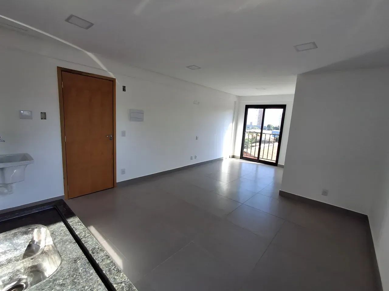 Studio de 34m² completo em armários com ar condicionado fácil acesso a Av T63 Jardim Améri - Foto 3
