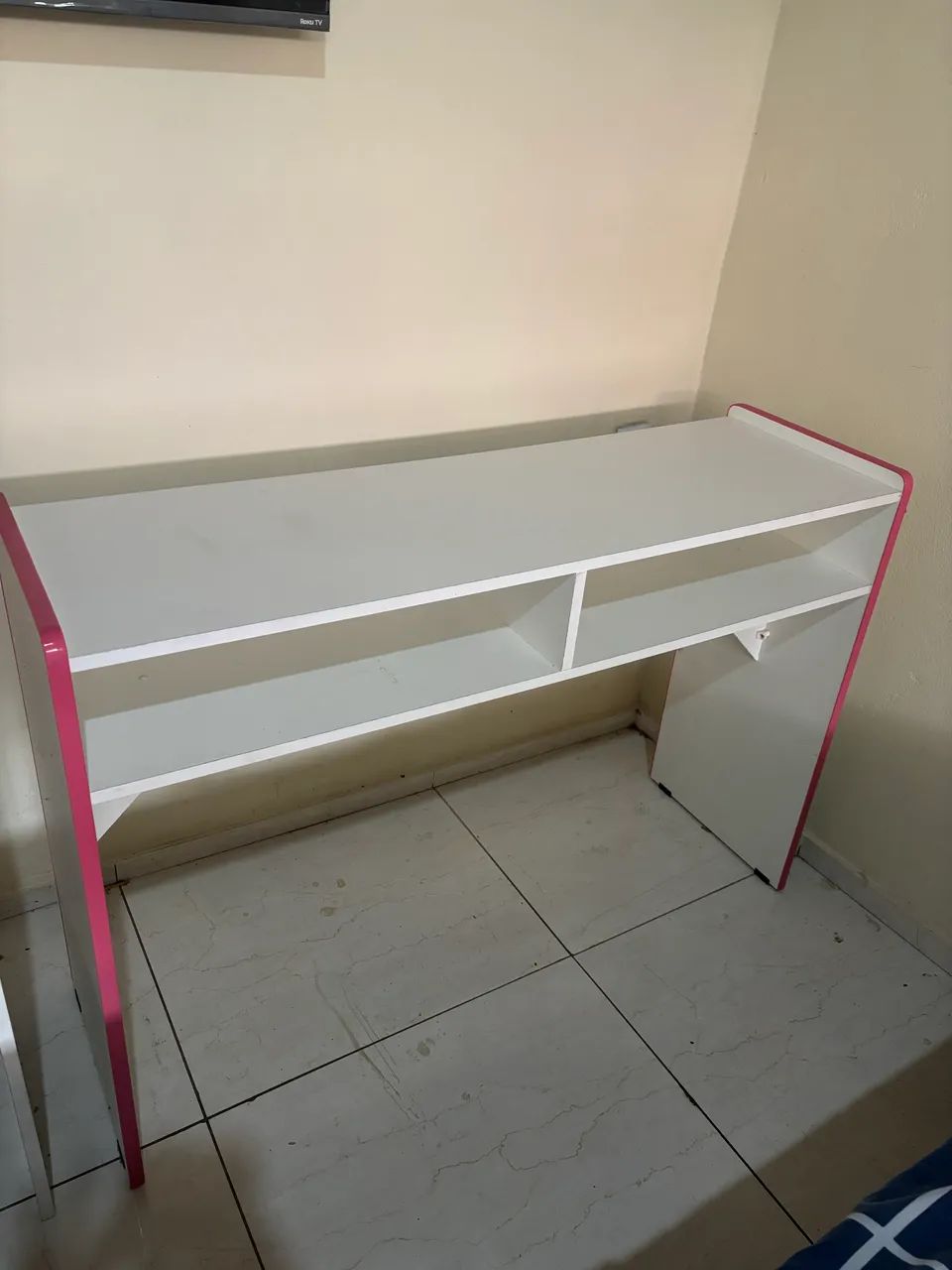 Escrivaninha/mesa