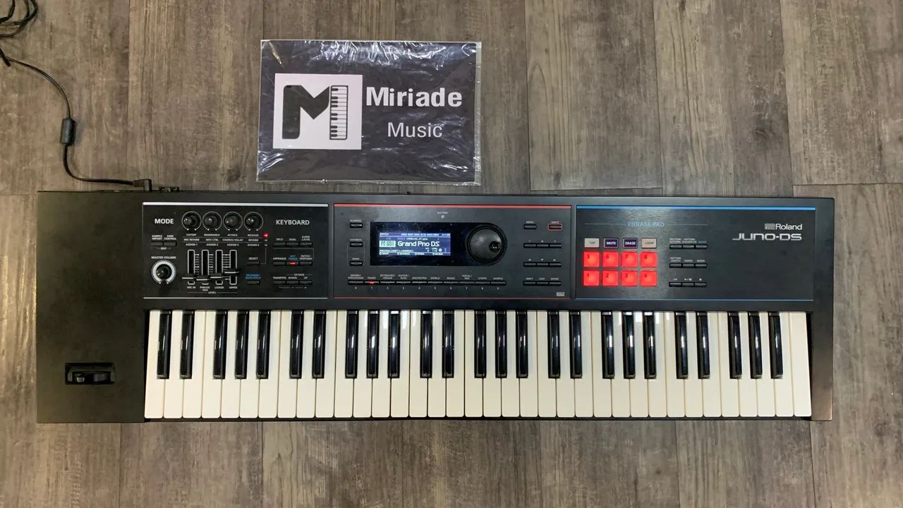 Roland JUNO DS 61 