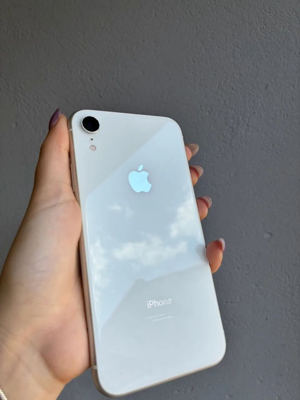 IPHONE XR 64gb (valor a negociar)