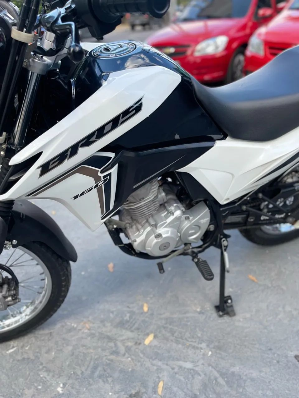 Nova Honda Bros impecável  - Foto 2