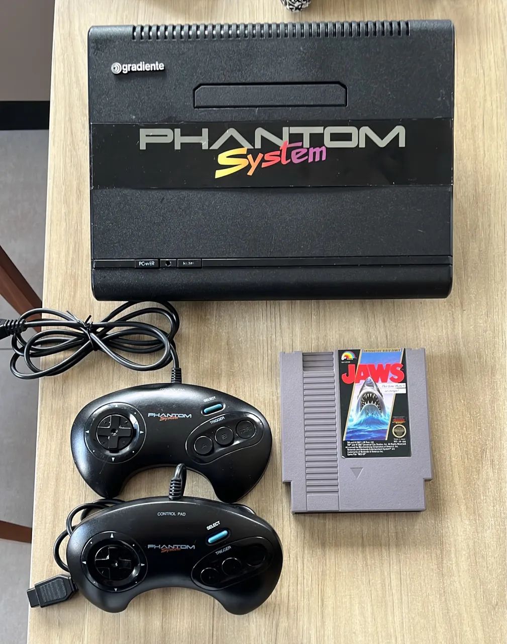 Phantom System com jogo 