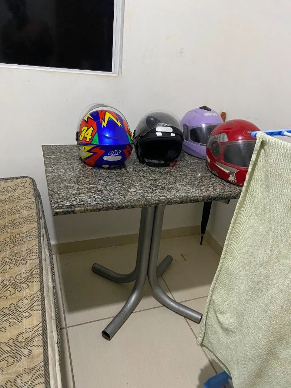 Mesa e cama de casal  - Foto 4