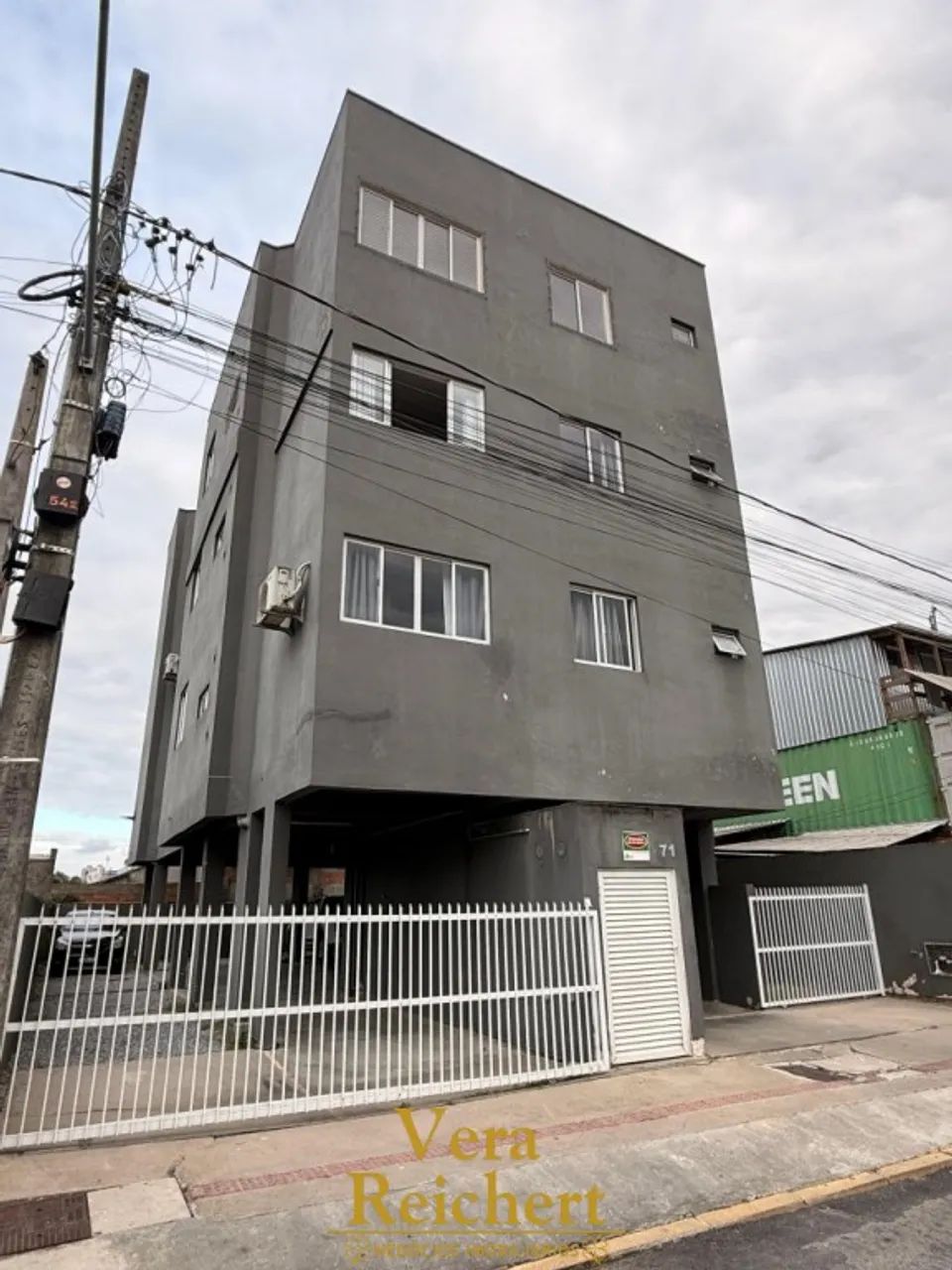 EDIFICIO BRUNO HENNING