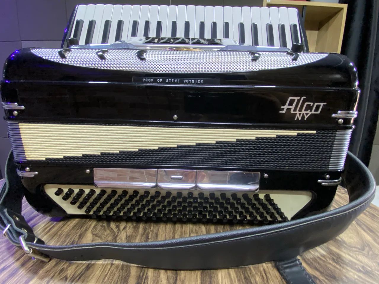 ACORDEON CORONA 120 BAIXOS REDUZIDA
