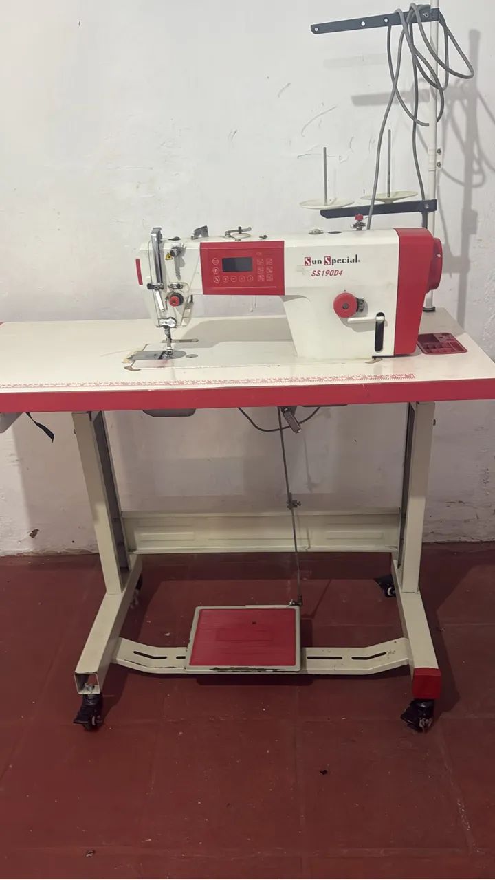 Máquina de custura reta elétrica 