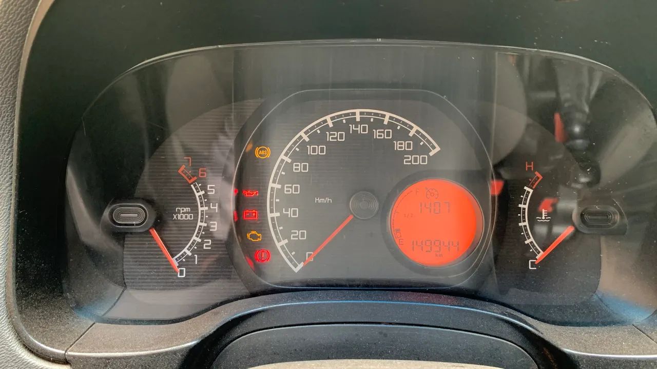 Fiat Strada Working Celeb.1.4 Fire Flex 8V CE 2016 - Foto 2