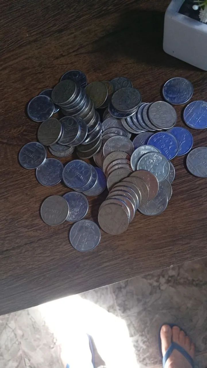 Quero vender moedas antiga 