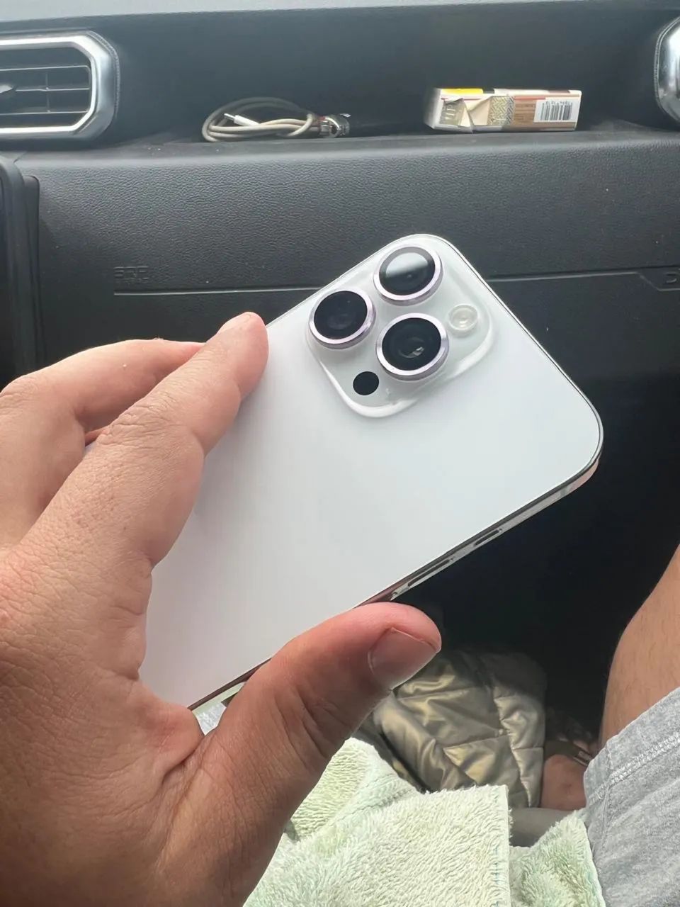 iPhone 16 Pro Max Branco 256GB - Foto 2