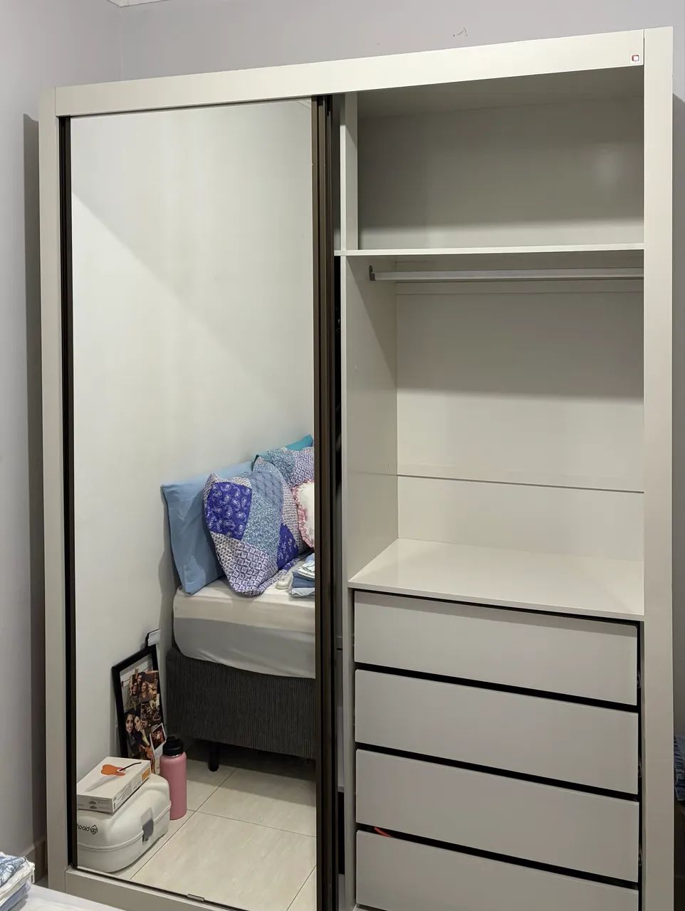 Vendo Guarda-roupa Solteiro  - Foto 3