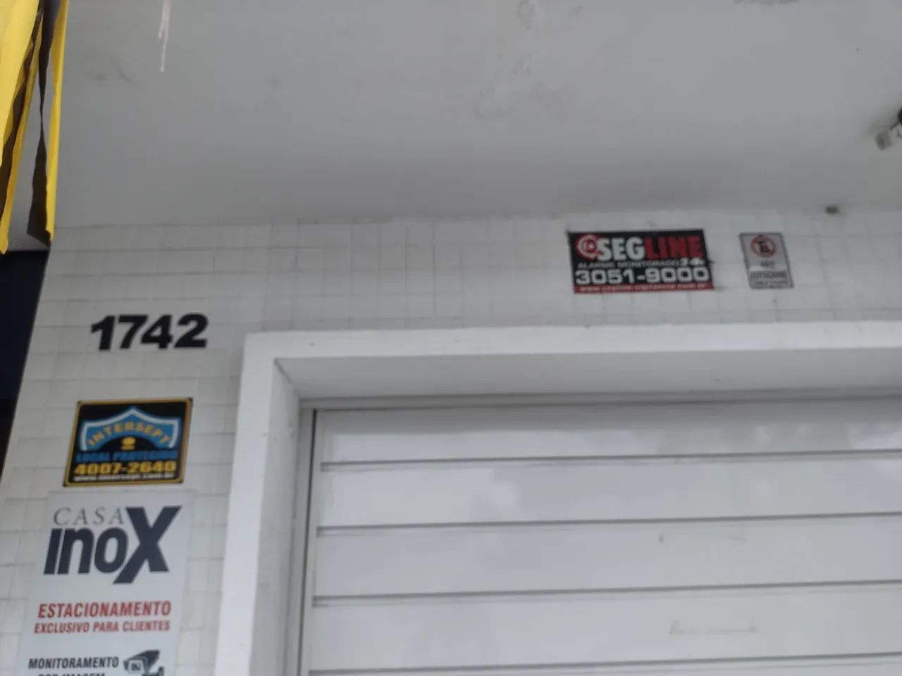 AMPLO APARTAMENTO CENTRAL